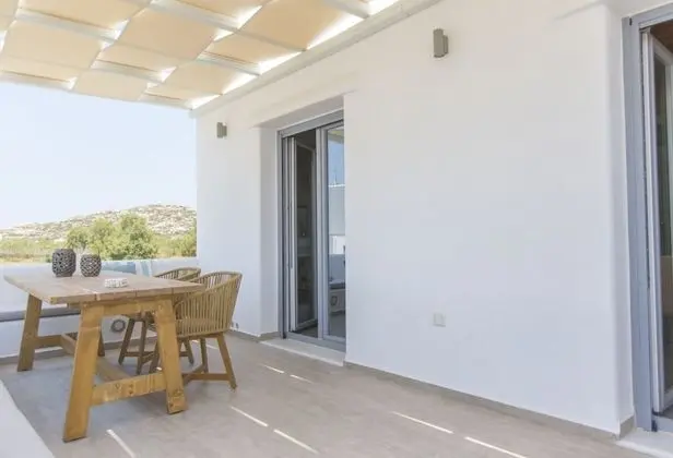 Villa, Denize Sıfır (Iris)