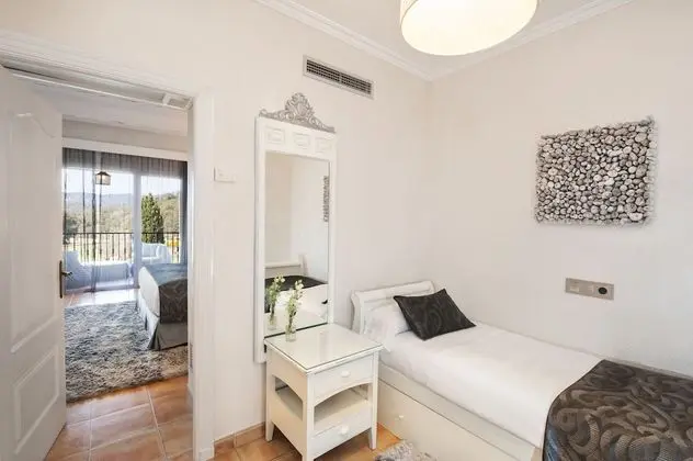 Family Oda (Spa access)