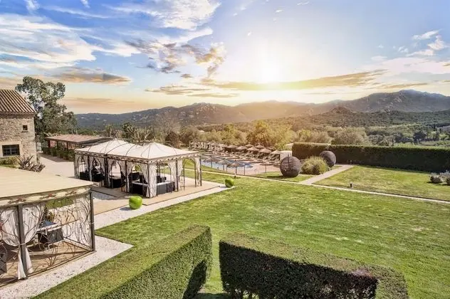 Tek Büyük Yataklı Oda, Bahçeli (Spa access)