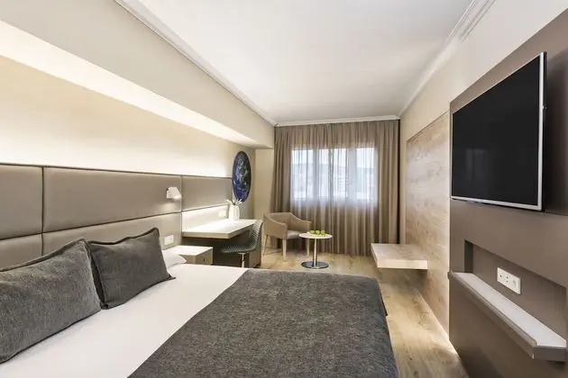 Deluxe Tek Büyük Yataklı Oda, Teras (Spa Access)
