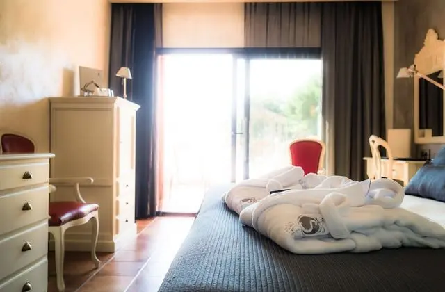 Tek Büyük Yataklı Oda (Spa access)