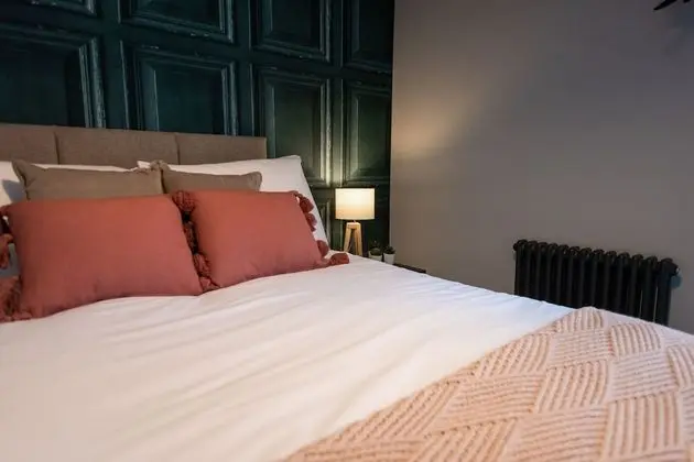 Standard Tek Büyük Yataklı Oda, Ortak Banyo, Avlu Manzaralı