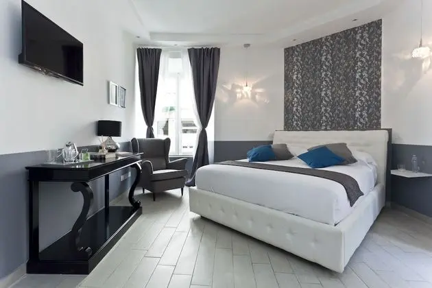 Süit, Sıcak Su Havuzu