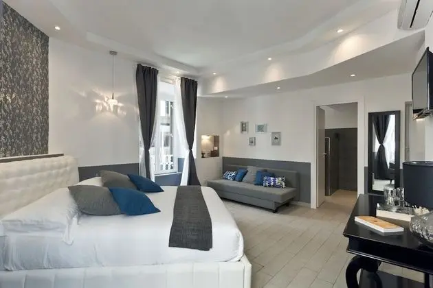 Süit, Sıcak Su Havuzu