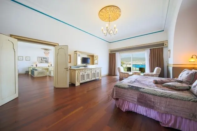 King Suite