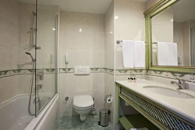 Standard Oda, Bahçe Manzaralı