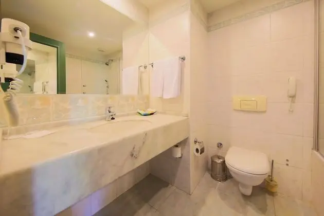 Standard Oda, Bahçe Manzaralı