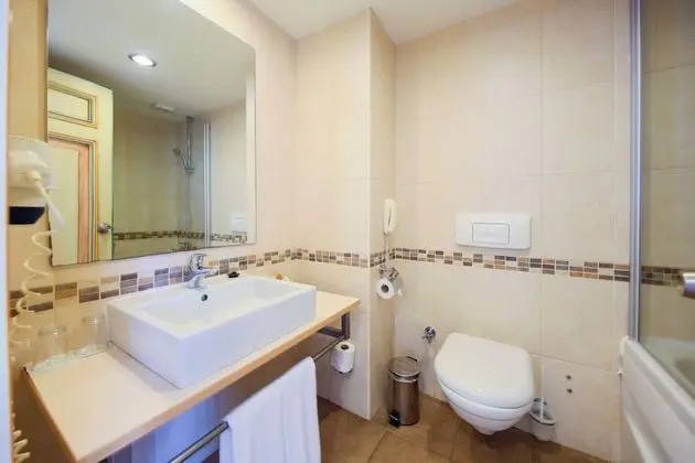 Standard Oda, Bahçe Manzaralı