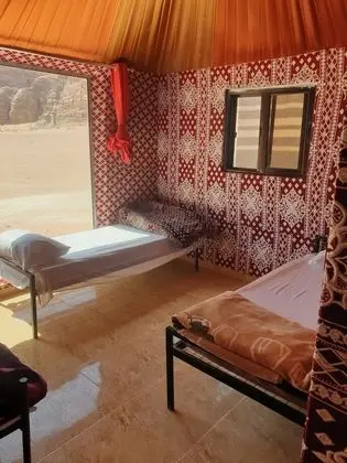 Üç Kişilik Oda