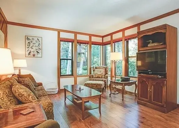 Daire, 1 En Büyük (King) Boy Yatak ve Çekyat (Salmon River Condo #5)