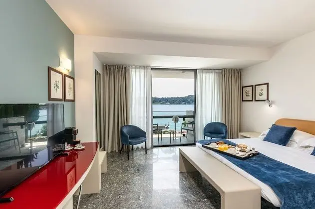 Comfort Tek Büyük Yataklı Oda, Göl Manzaralı