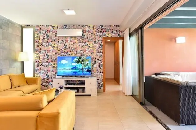 Club Villa (2 Bedrooms)