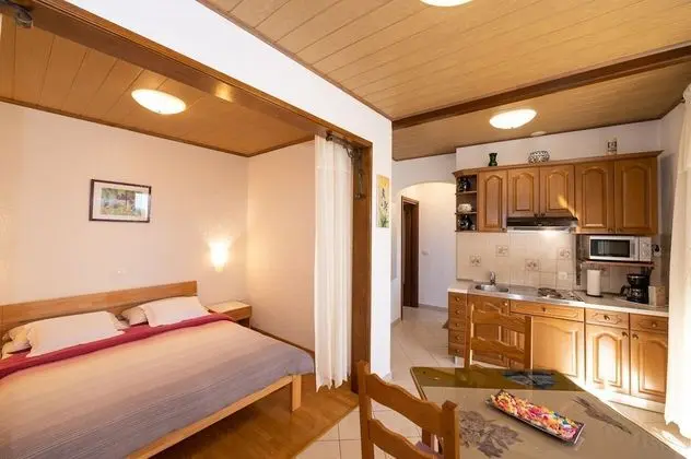 Studio Apartment with Sea View