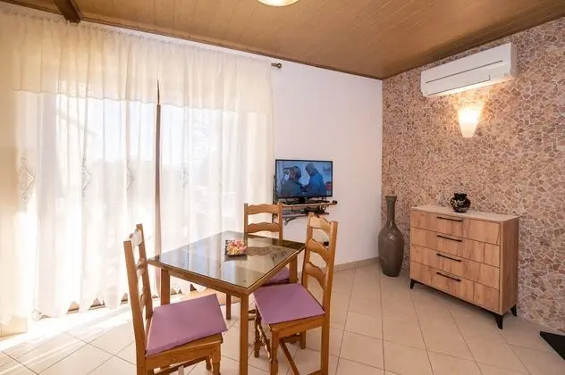 Studio Apartment with Sea View