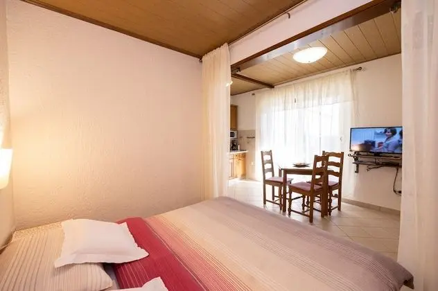 Studio Apartment with Sea View