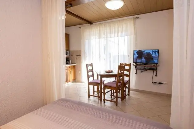 Studio Apartment with Sea View