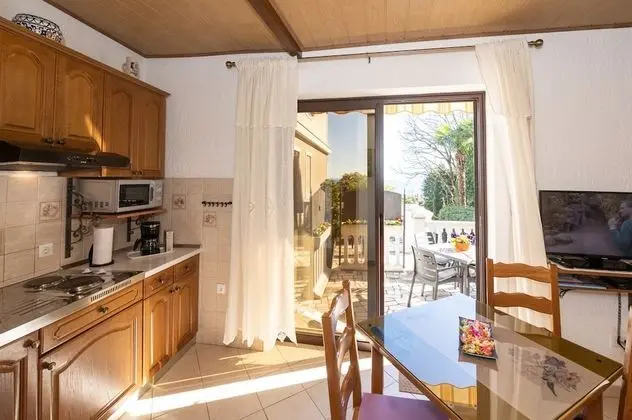 Studio Apartment with Sea View