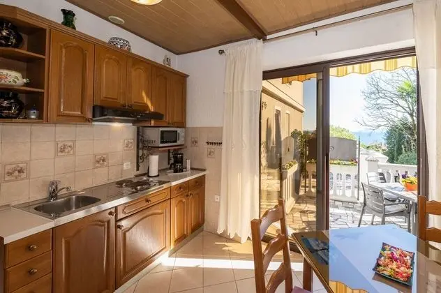 Studio Apartment with Sea View