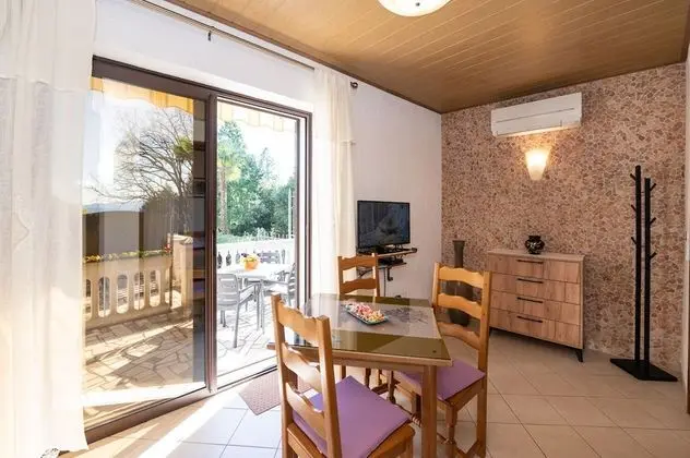 Studio Apartment with Sea View