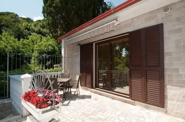 Studio Apartment with Sea View