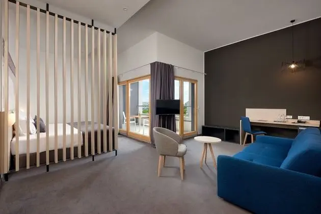 Junior Luxury Suite with Balcony