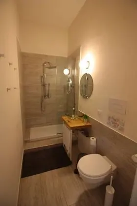 Deluxe Dört Kişilik Oda, Özel Banyo