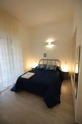 Tek Büyük Yataklı Oda, Balkon