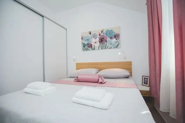 Comfort Apart Daire, 1 Büyük (Queen) Boy Yatak, Sıcak Su Havuzu, Deniz Manzaralı