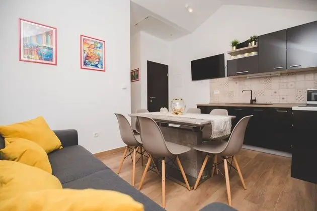 Comfort Apart Daire, 1 Büyük (Queen) Boy Yatak, Sıcak Su Havuzu, Deniz Manzaralı