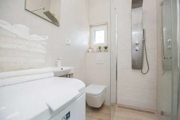 Comfort Apart Daire, 1 Büyük (Queen) Boy Yatak, Sıcak Su Havuzu, Deniz Manzaralı