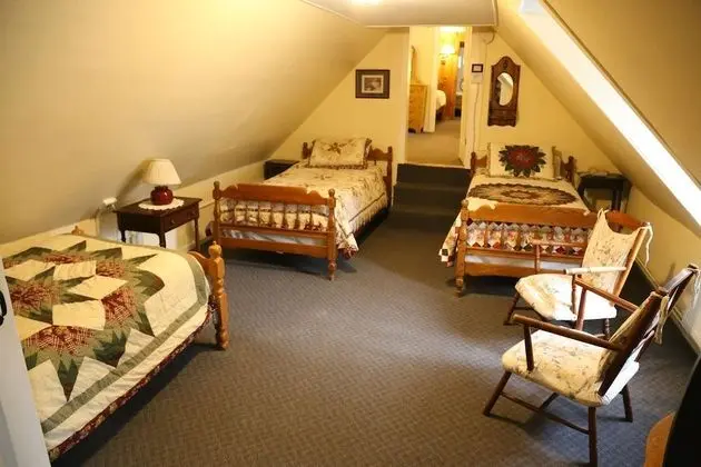 Room for 5