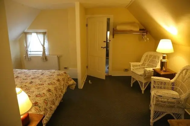 Room for 5