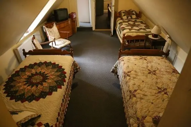 Room for 5