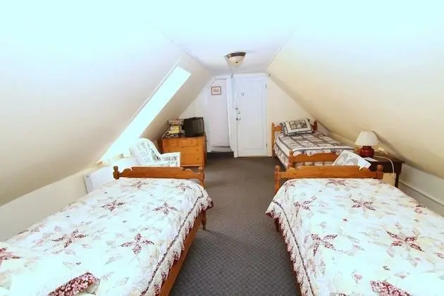 Room for 5