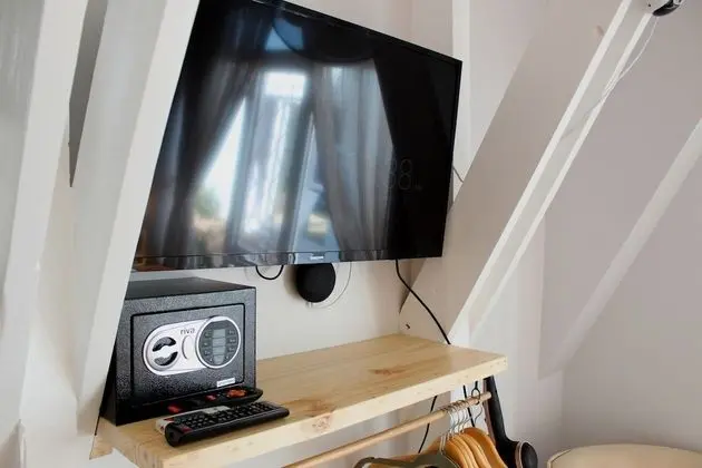Comfort Tek Büyük Yataklı Oda