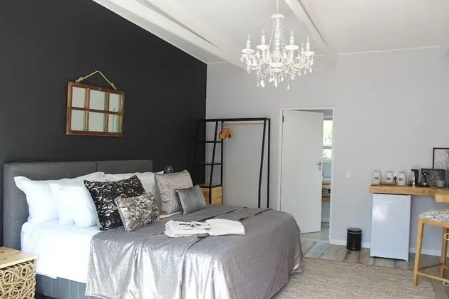 Deluxe Tek Büyük veya İki Ayrı Yataklı Oda, Engellilere Uygun, Avlu