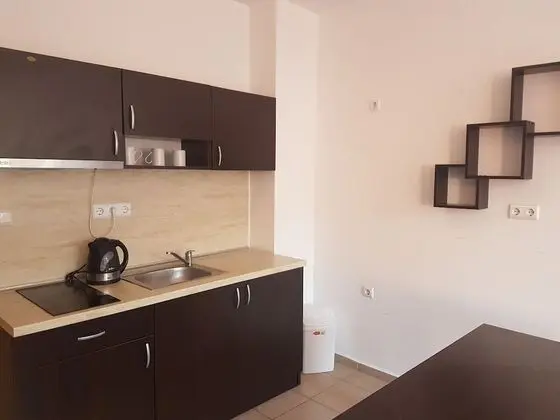 Oda, 1 Yatak Odası, Sigara İçilebilir, Buzdolabı