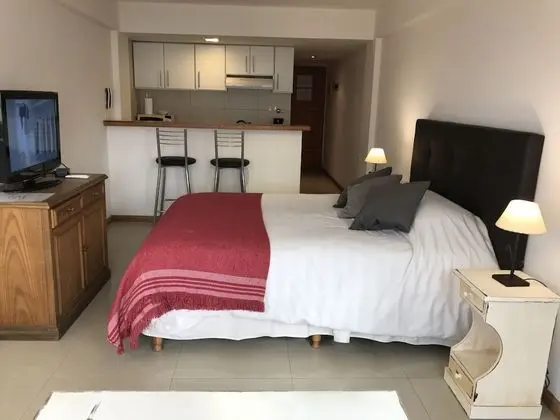 Apart Daire, Göl Manzaralı