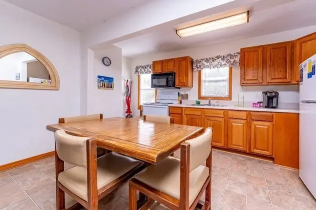 Family Kır Evi, 3 Yatak Odası, Kişiye Özel Havuzlu, Avlu Manzaralı
