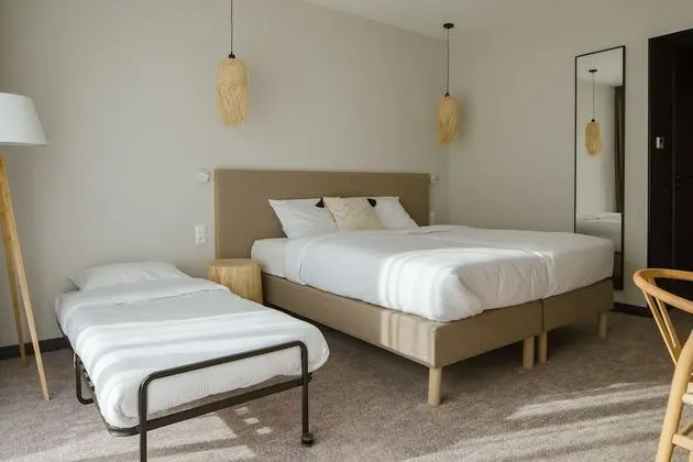 Standard Room with extra bed