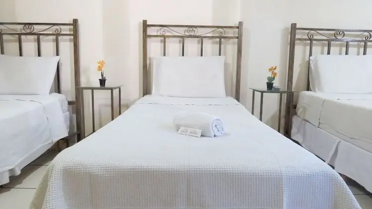 Üç Kişilik Oda (Cama de Solteiro)