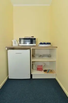 Deluxe Ortak Ranzalı Oda, Sadece kadınlar için (2 Singles and 1 Bunk)