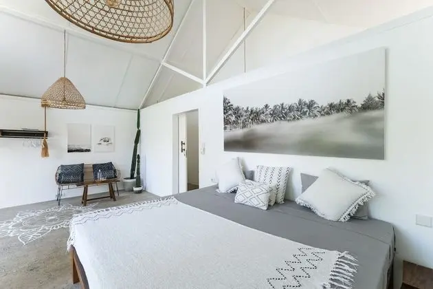 Pool House
