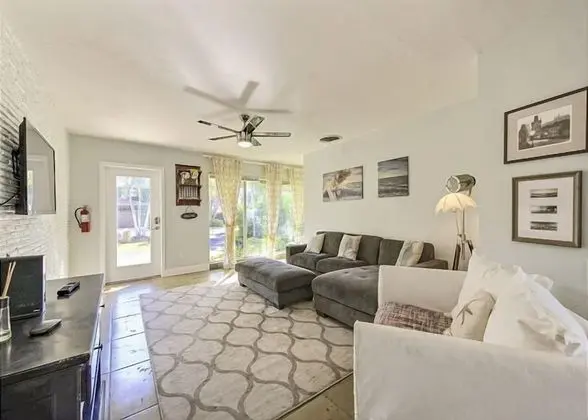 Luxury Ev, 3 Yatak Odası, Kişiye Özel Havuzlu, Kısmi Deniz Manzarası (Casa Carmela)