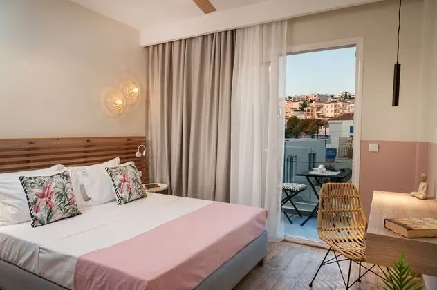 Deluxe Apartment, Balcony, Mountain View (Pink Apt)