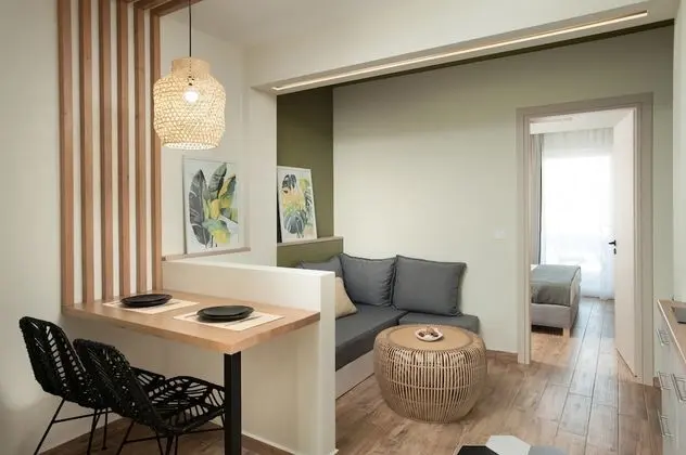 Deluxe Apartment, Terrace, Mountain View (Green Apt)