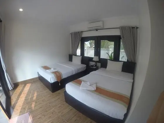 Grand Superior Twin with Balcony