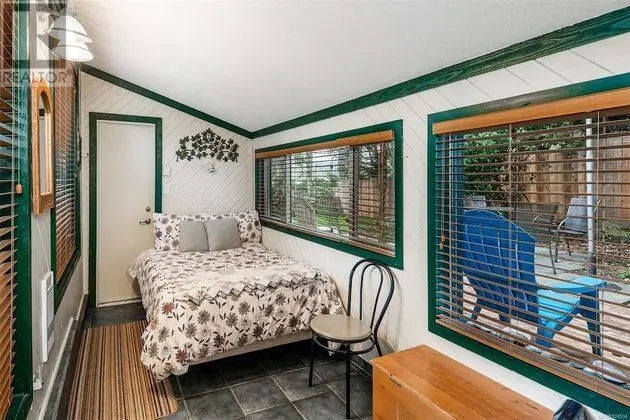 Harbour Side Cottage