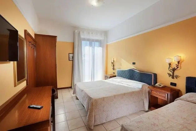 Comfort Dört Kişilik Oda