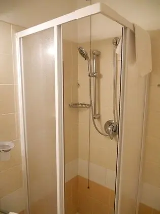 Comfort Dört Kişilik Oda